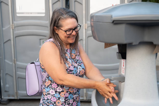 Best Porta potty delivery and setup  in Bellevue, WA